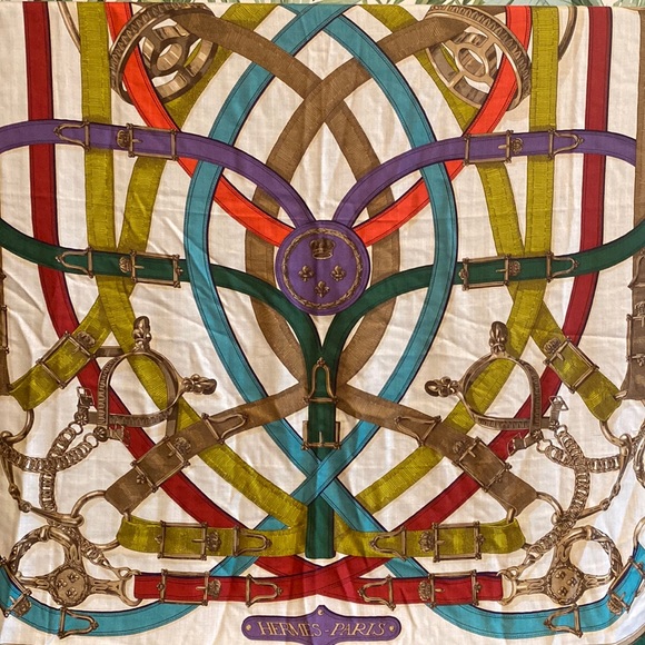 Hermés Cavalcadour Shawl 140 - Picture 2 of 5